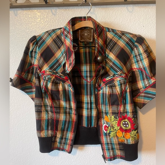 Double D Ranch Tops - Double D Ranch plaid zip up top